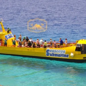 barco-con-fondo-de-cristal-en-Hurghada
